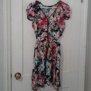 Junior's Material Girl Size L Floral Zipper Dress